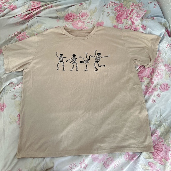 Colorful Tank and Tee Collection - Picture 7 of 7